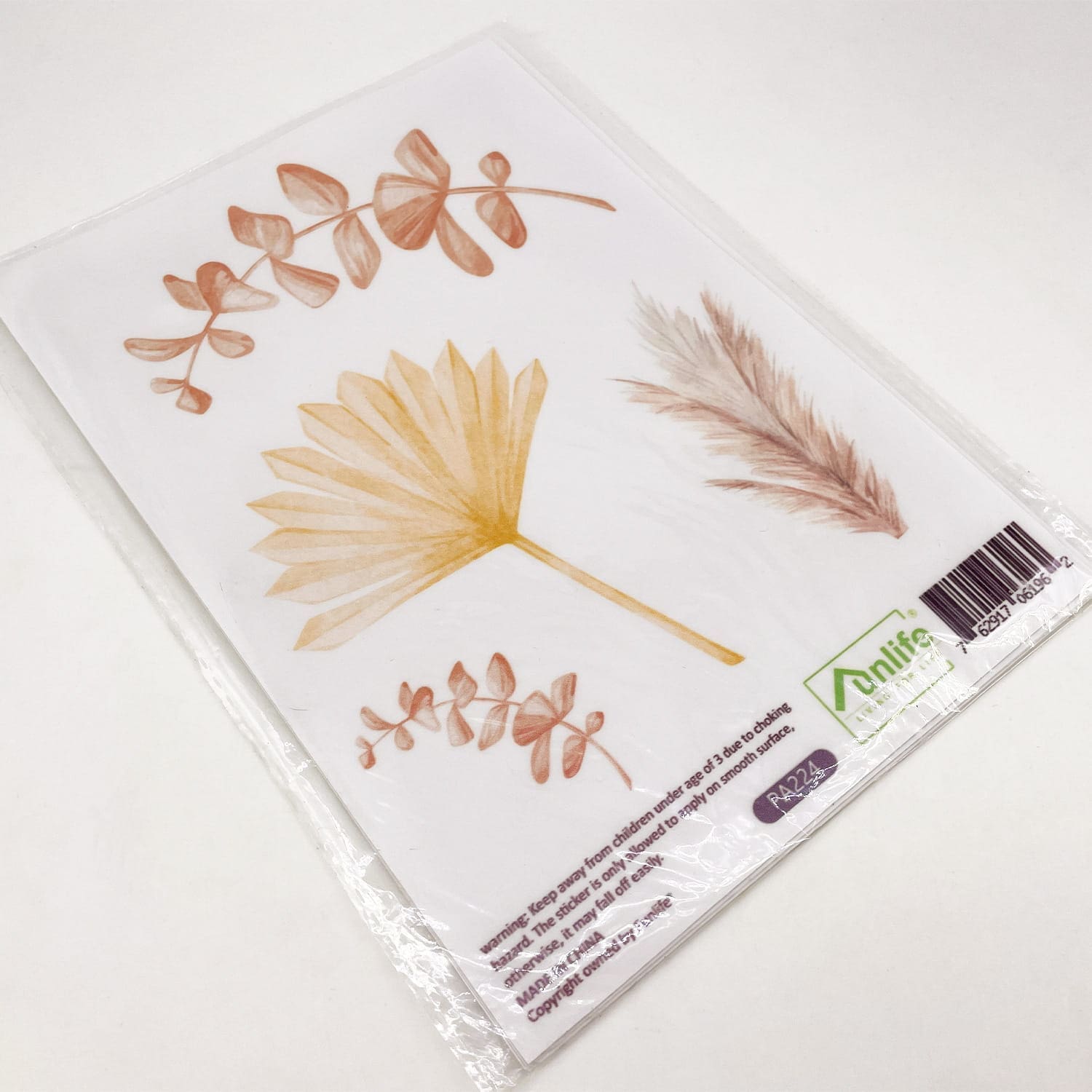 Naklejka na ścianę w serduszka dla dziewczynki 36 sztuk 7