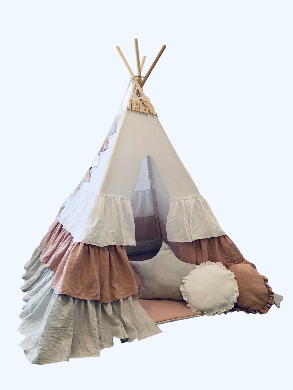 Namiot Tipi z Pudrowymi Falbanami z muślinu do zabawy dla dziecka 2