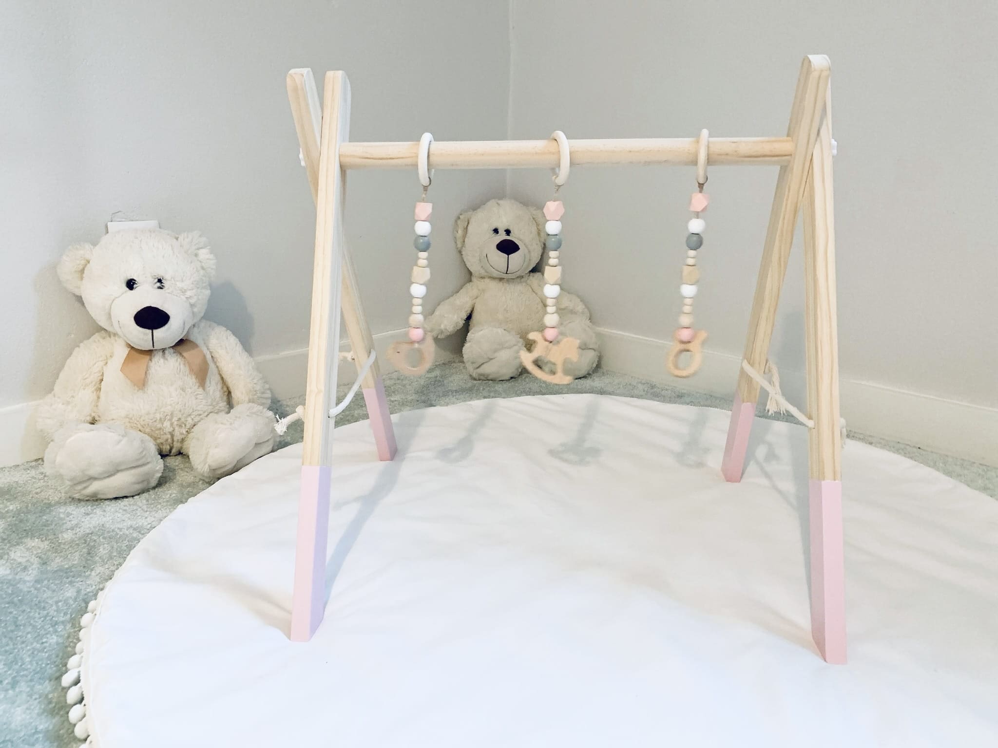 Stojak edukacyjny Baby Gym, drewniana siłownia 3