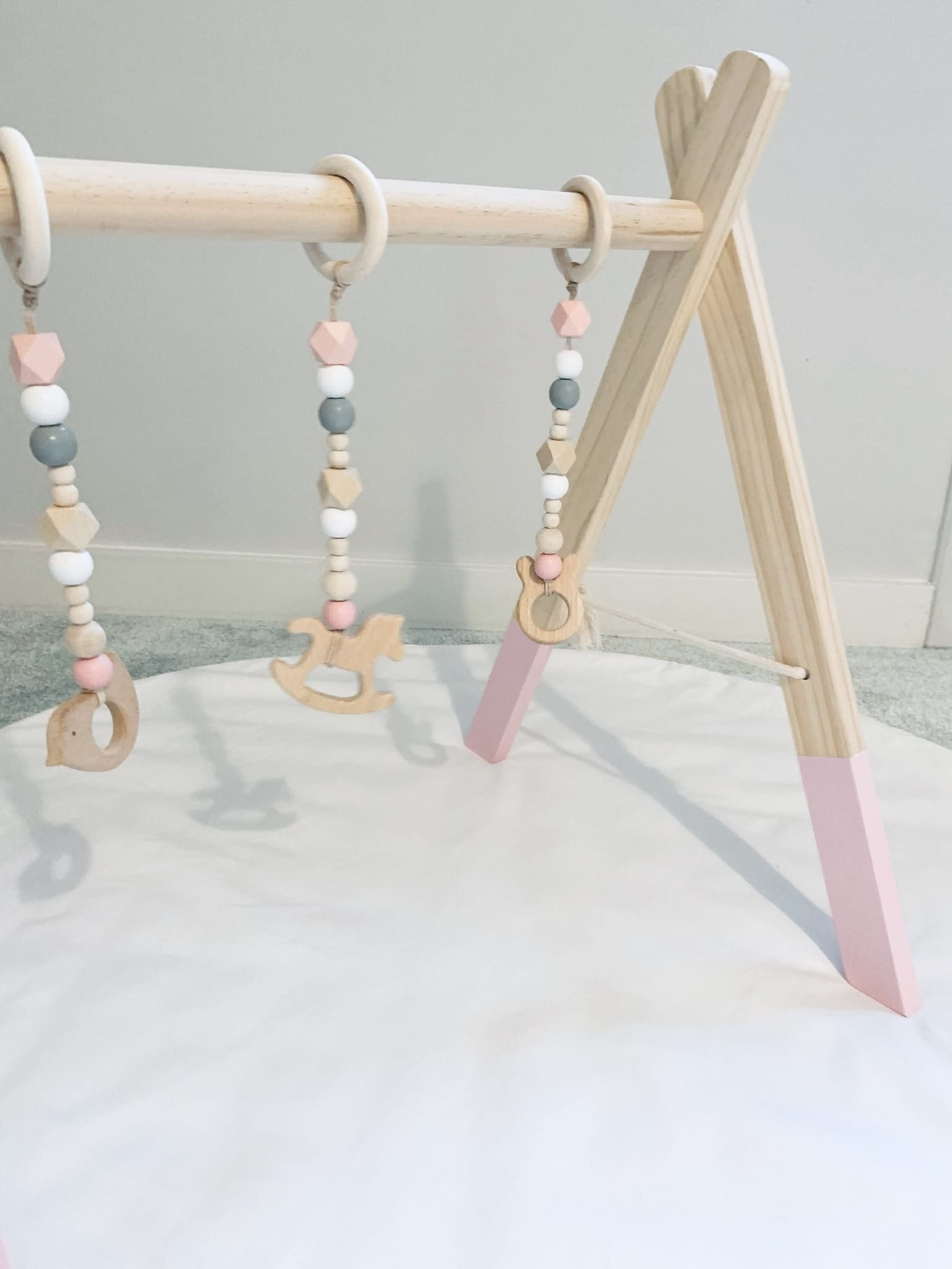 Stojak edukacyjny Baby Gym, drewniana siłownia 4